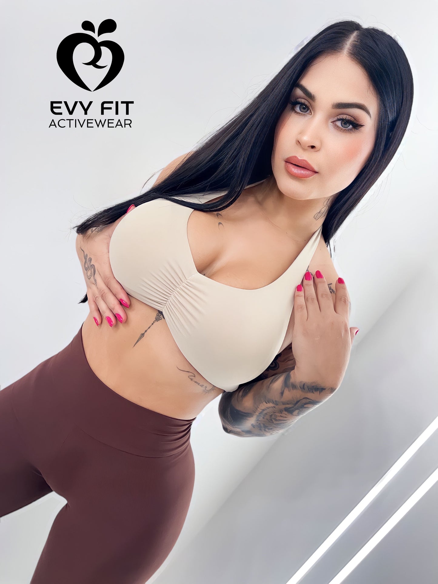 V SCRUNCH LEGGINGS Brown