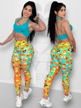 V SCRUNCH EMOJI MATCHING LEGGINGS AND TOP SET