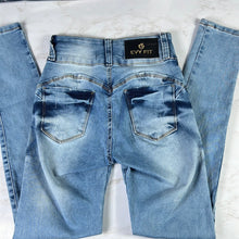 JEANS AJUSTADOS (TR-4)