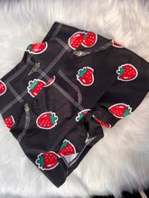 BERRY STRONG  BLACK SHORTS FAKE JEANS STYLE