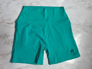 POCKETS SHORTS TURQUOISE GREEN