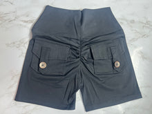 POCKETS SHORTS BLACK